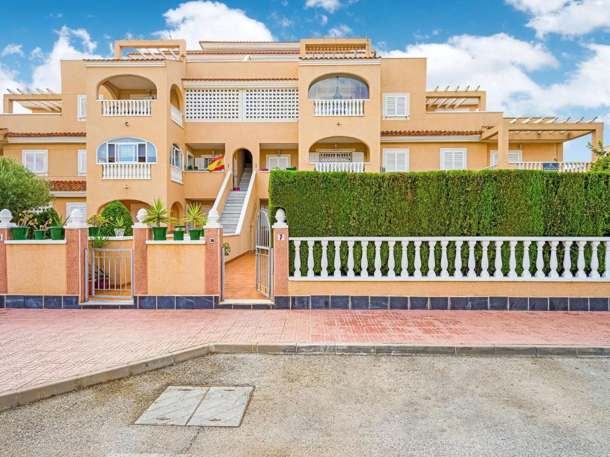 Belvilla By Oyo Lovely Bungalow With Swimming Pool Orihuela Exterior foto